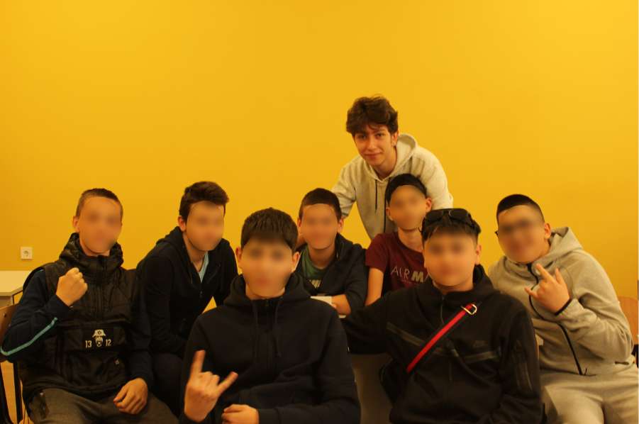 28 Але́ко Константинов училище